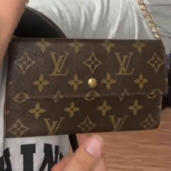 LV Wallet - Picture 1 of 1